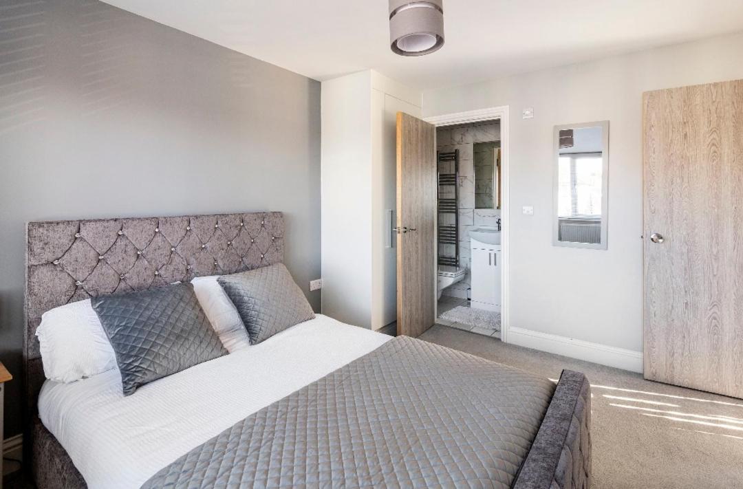 Luxury House 4 Ensuite Bedrooms, Free Parking ,Wifi Oxford Exteriér fotografie