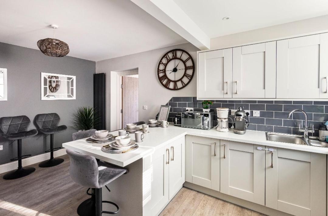 Luxury House 4 Ensuite Bedrooms, Free Parking ,Wifi Oxford Exteriér fotografie