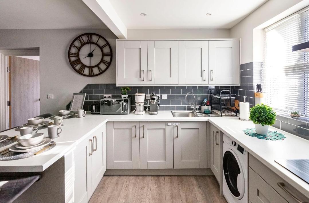 Luxury House 4 Ensuite Bedrooms, Free Parking ,Wifi Oxford Exteriér fotografie